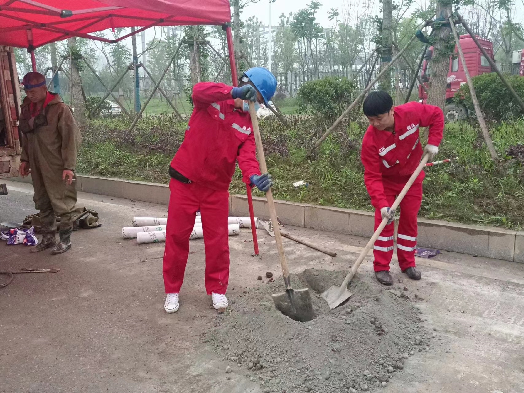 渭南管道疏通哪家好】及时进行市政管道清淤